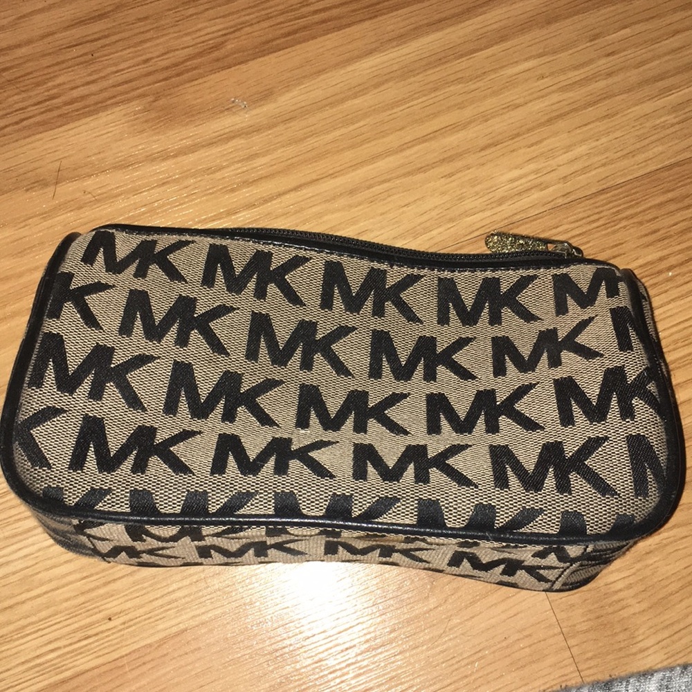 Michael Kors makeup tote
